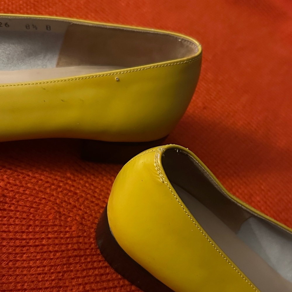Salvatore Ferragamo Yellow Flats with Gold Buckle - Picture 5 of 12